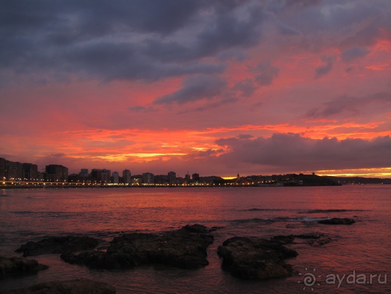 Альбом отзыва "Город у Бискайского залива (Gijon, Spain)"