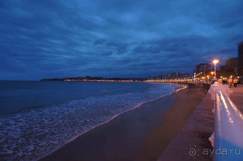 Альбом отзыва "Город у Бискайского залива (Gijon, Spain)"