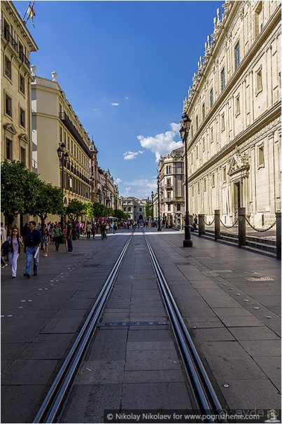 Альбом отзыва "Южная соблазнительница Севилья (Seville, Spain)"