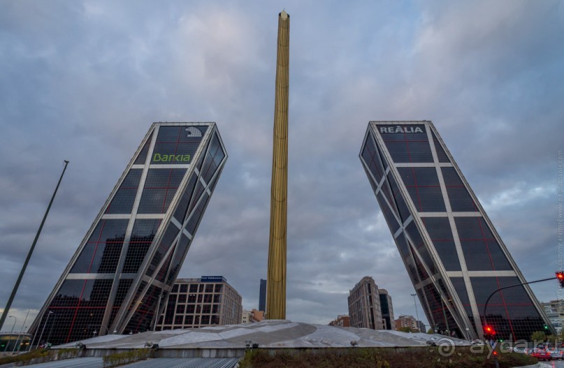 Альбом отзыва "Необычная архитектура Мадрида (Madrid, Spain)"