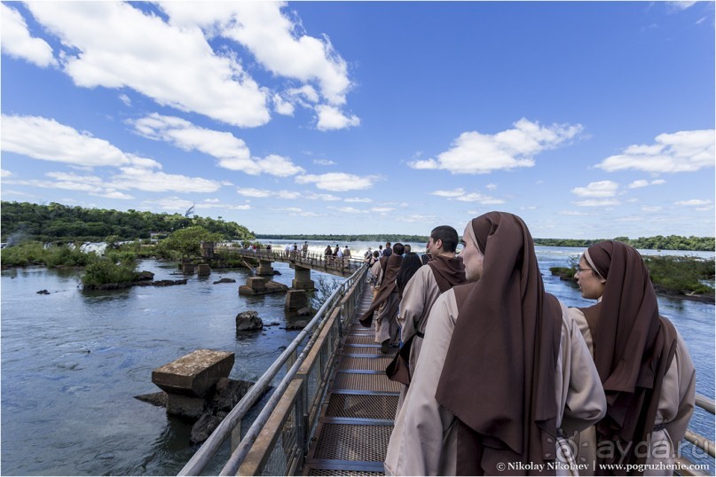 Альбом отзыва "Водопады Игуасу: самое мокрое чудо света (Puerto Iguazu, Argentina)"