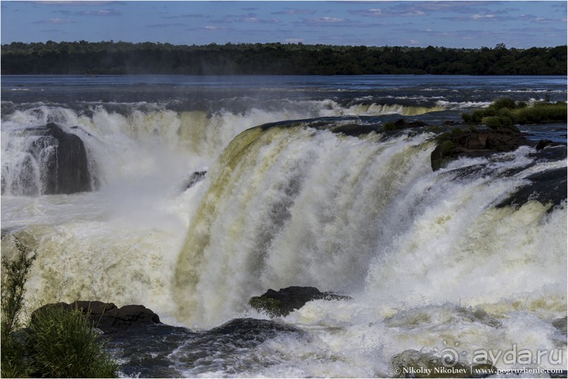 Альбом отзыва "Водопады Игуасу: самое мокрое чудо света (Puerto Iguazu, Argentina)"