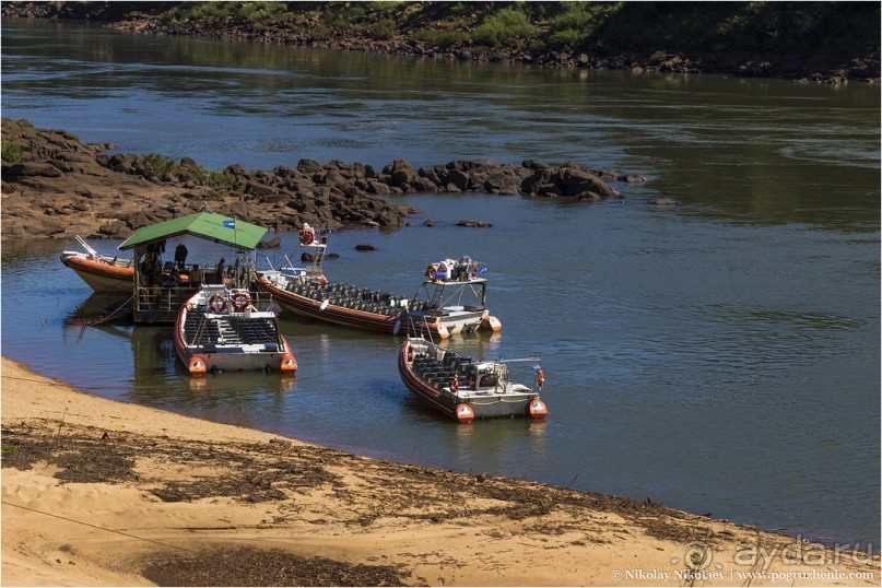 Альбом отзыва "Водопады Игуасу: самое мокрое чудо света (Puerto Iguazu, Argentina)"