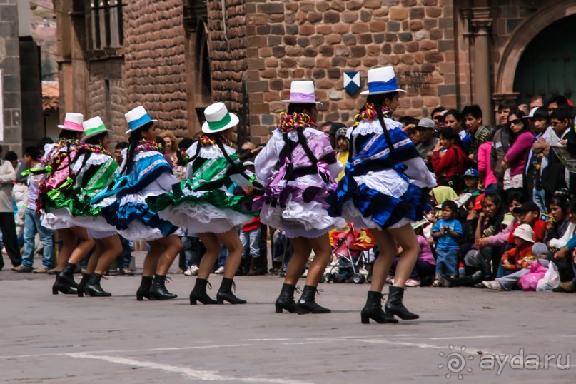 Альбом отзыва "Покорение Америки. Часть 4. День 3: Танцы, кока, высота… (Cuzco, Peru)"