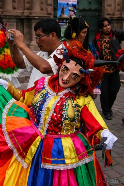 Альбом отзыва "Покорение Америки. Часть 4. День 3: Танцы, кока, высота… (Cuzco, Peru)"