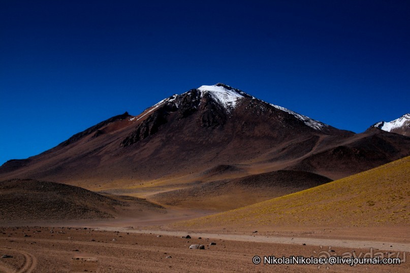 Альбом отзыва "Покорение Америки ч-12. День 10: Марсианская сага 2 (Near Eduardo Avaroa National Reserve, Bolivia)"