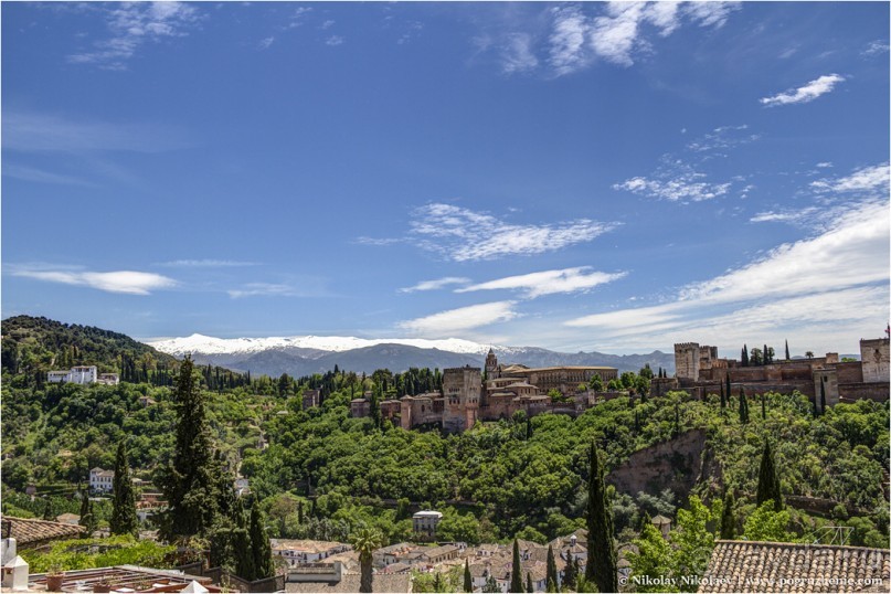 Альбом отзыва "Гранада без туристов (Granada, Spain)"