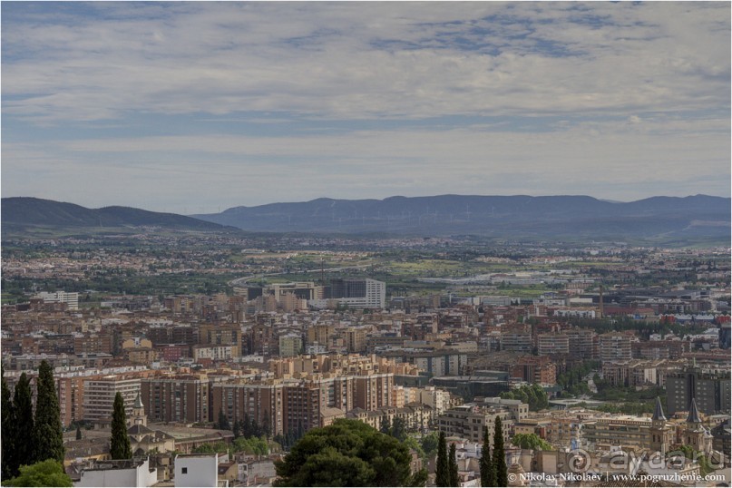 Альбом отзыва "Гранада без туристов (Granada, Spain)"