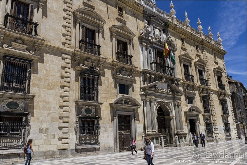 Альбом отзыва "Гранада без туристов (Granada, Spain)"