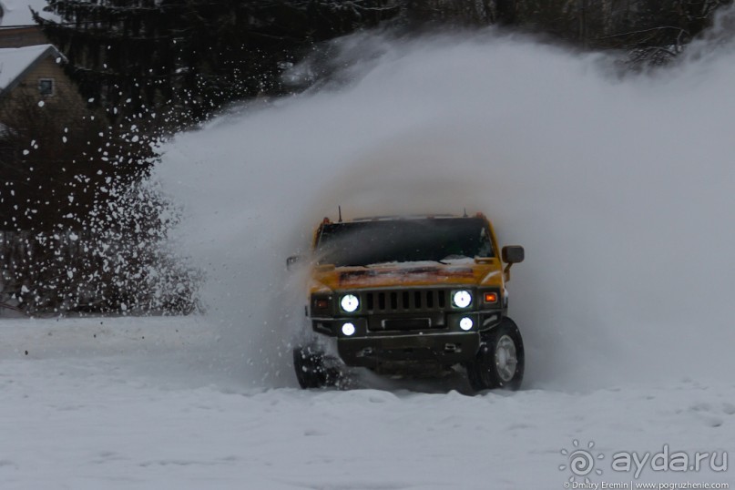 Альбом отзыва "Укрощение Hummer’а: танцы на льду (Kommunarka, Russia)"