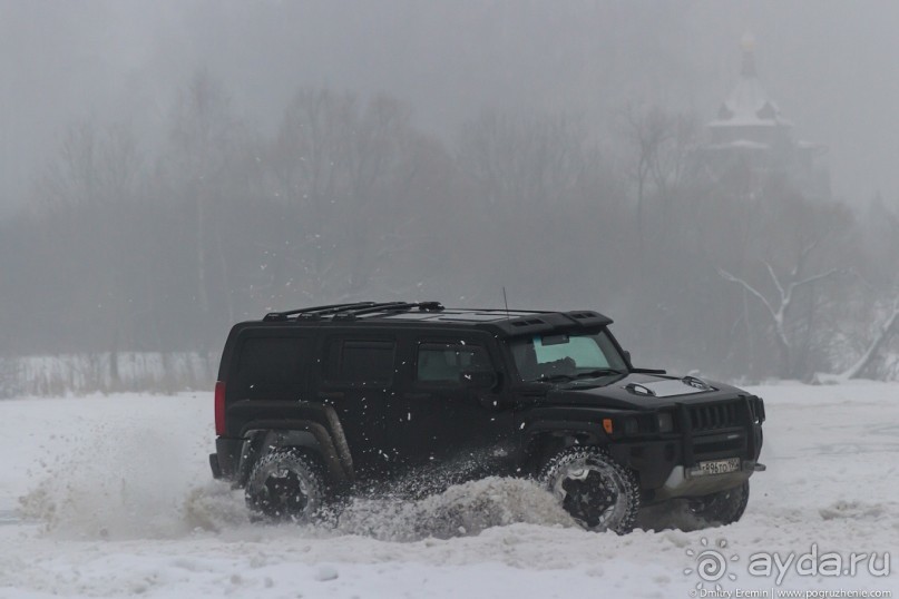 Альбом отзыва "Укрощение Hummer’а: танцы на льду (Kommunarka, Russia)"