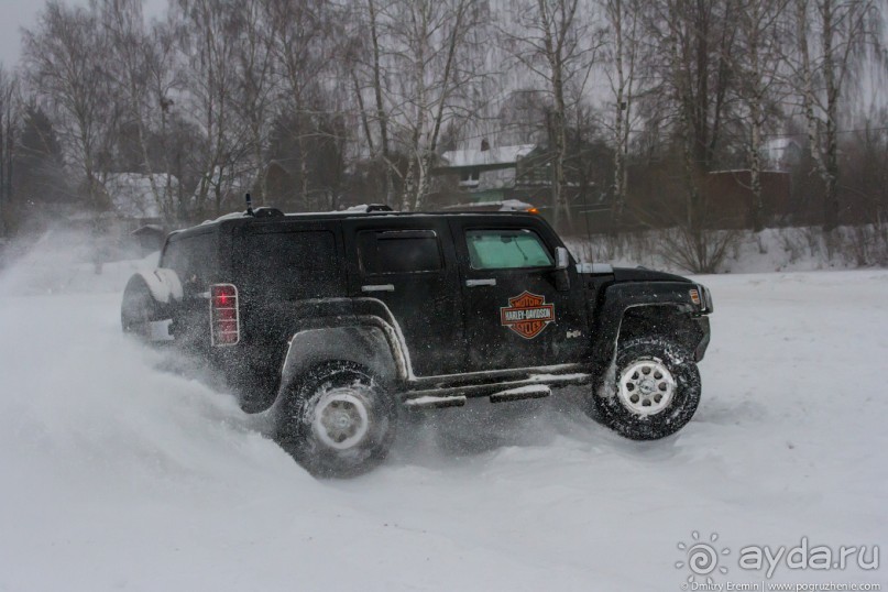 Альбом отзыва "Укрощение Hummer’а: танцы на льду (Kommunarka, Russia)"