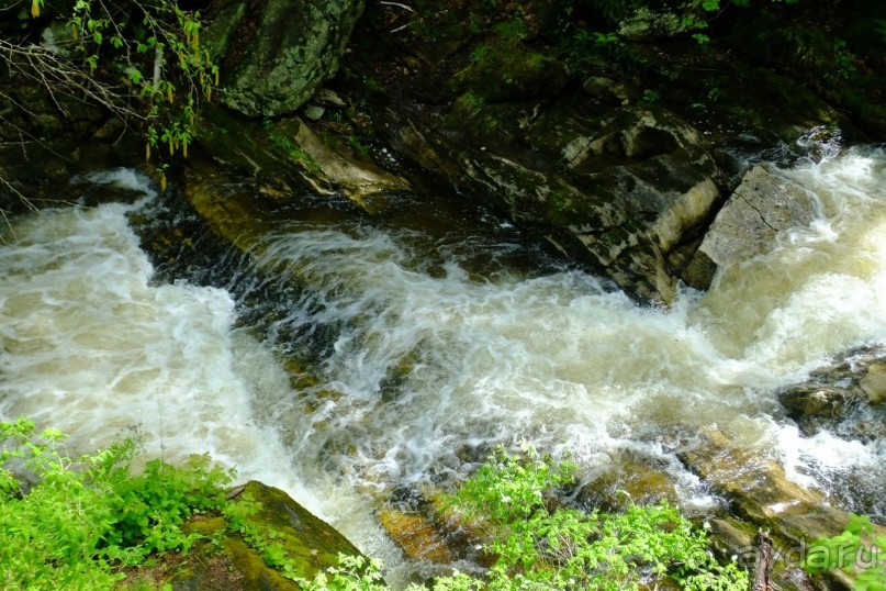 Альбом отзыва "Кентский Водопад – самый красивый в Коннектикуте"