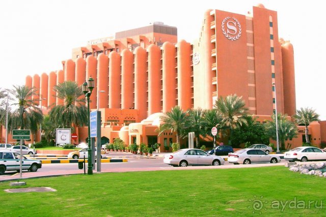 Sheraton Abu Dhabi Resort & Towers