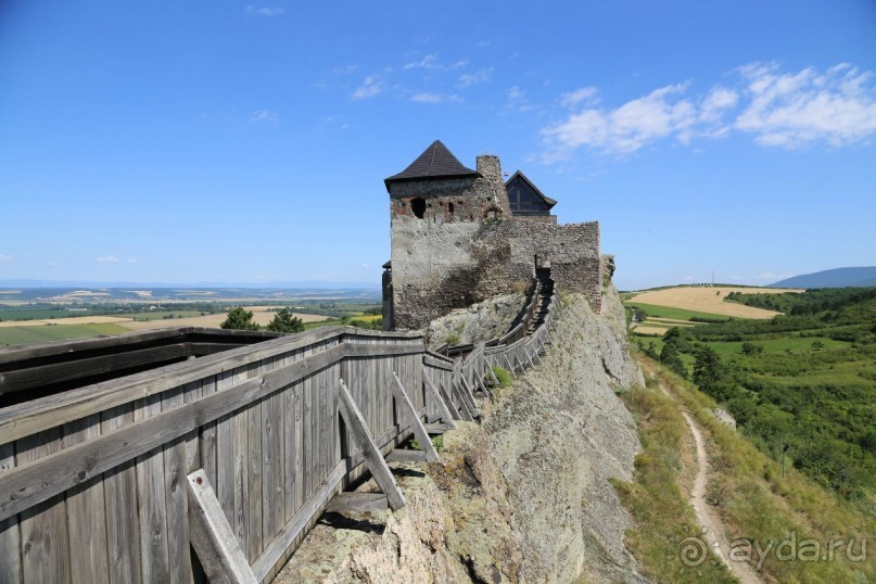 Замок  Boldogkőváralja