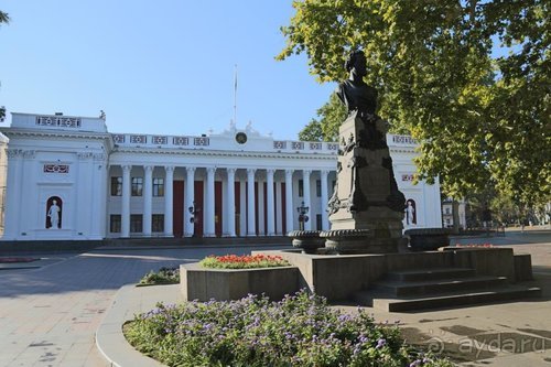 Альбом отзыва "Записки эмигранта. Переезд в Одессу из Горловки (Донецкая область)"