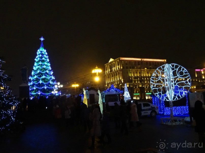 Новогодняя Москва в фотографиях. Январь 2016.