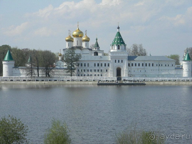 Альбом отзыва "На автомобиле по Золотому кольцу.  Ярославль-Кострома. Часть 2 - Кострома."