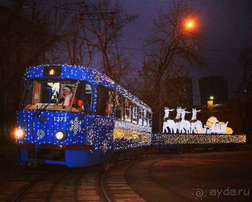 Альбом отзыва "Прогулки по зимней Москве от католического Рождества до Крещения Господня."