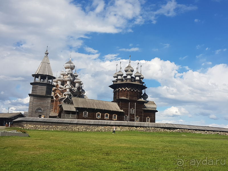 Альбом истории "Terveh, Karjalan tasavalta"