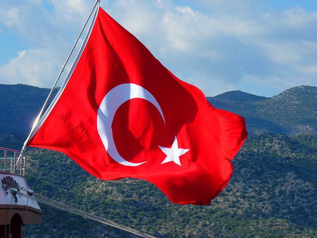 Зачем турецкие перевозчики открыли продажи билетов на май